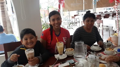 Photos of SAL&Oacute;N DE T&Eacute; "LA ESPERA"