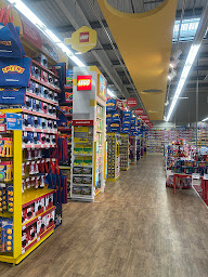Photo n°2 de Smyths Toys Saint-Martin-Boulogne à Saint-Martin-Boulogne (Magasin de jeux vidéo)