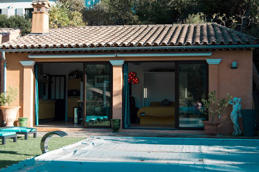 Photo de La Villa du Verger : Studio avec piscine à Collobrières (83610)