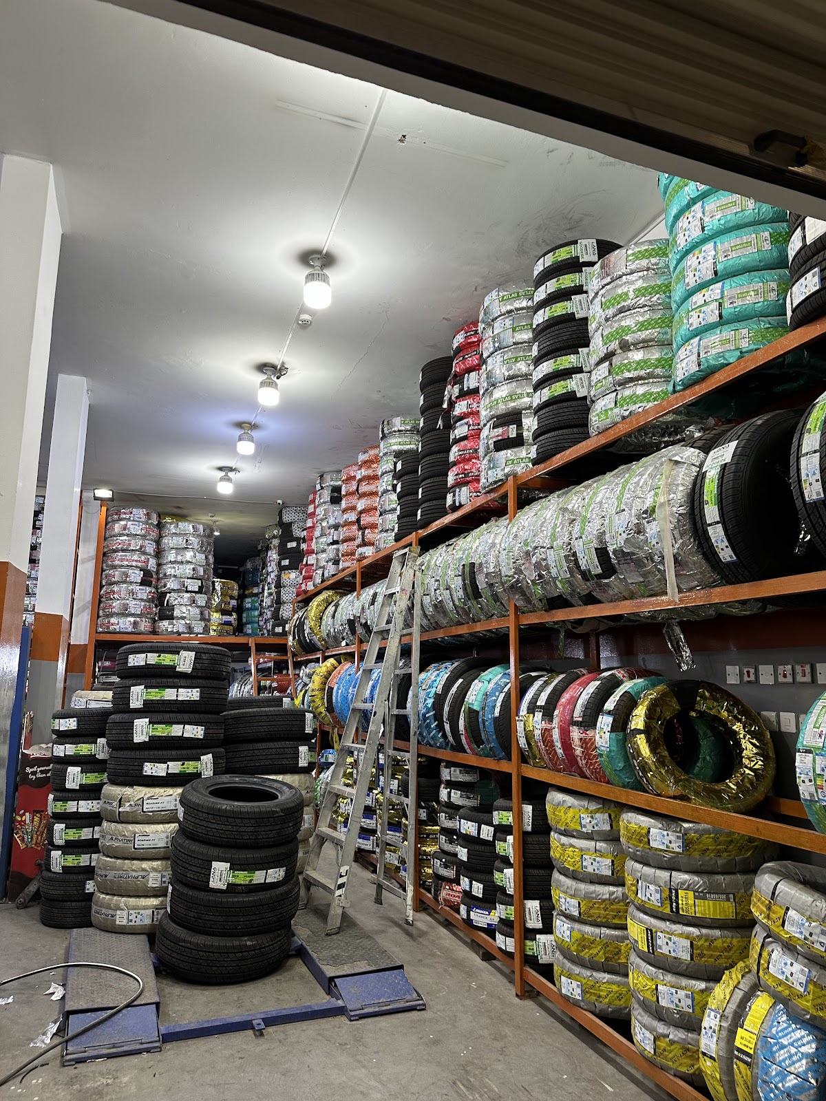 الفوزان للإطارات - صورة 2