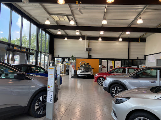 Opel Laval - Claro Automobiles Gallery - France
