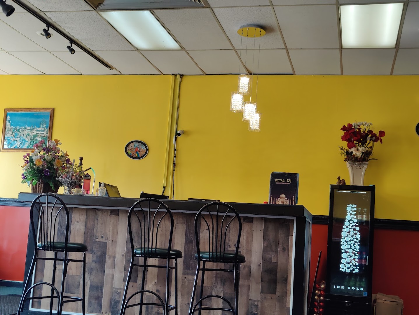 Royal Taj Indian Restaurant, Beechmont Avenue, Cincinnati, OH - Restaurant photo 1