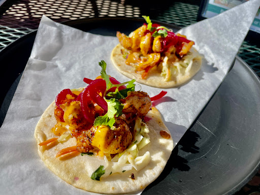 Cuevas Tacos - Visual