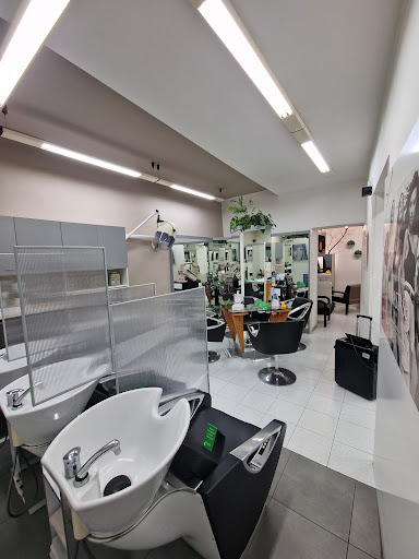 Parrucchiere Marcello - Salone L'oreal Professionnel e Kerastase - Thumbnail