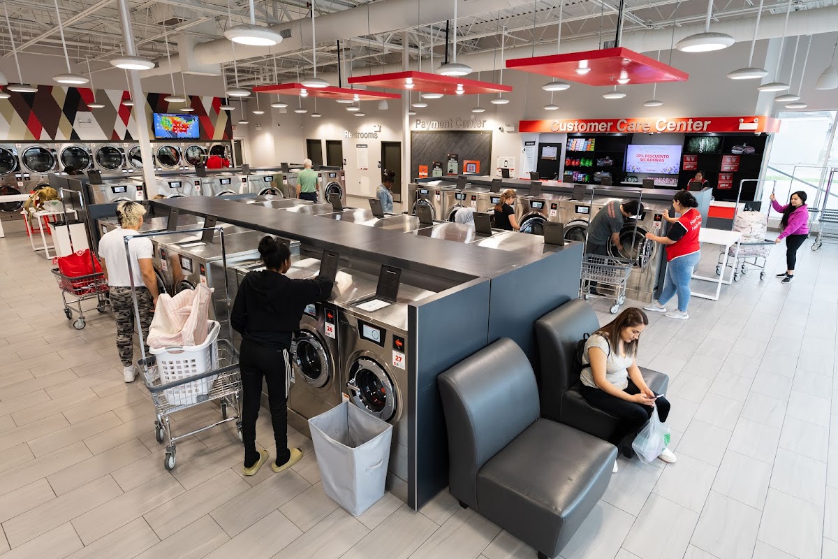 Speed Queen Laundry Headland Dr SW laundromat interior in Atlanta, GA