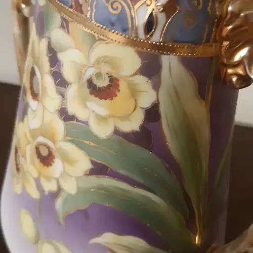 Timeless treasures antiques and more - Thumbnail