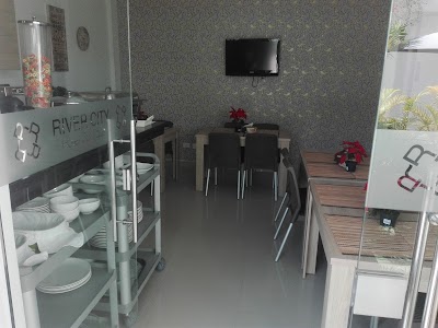Photos of Hotel River City