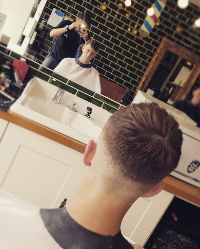 LaytonsBarbers - Visual