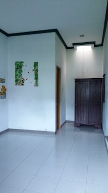 Kost Putri Griya Hijau 2, Author: Rocky Zhong