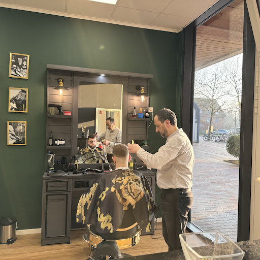 Hair Lounge By Ali Oldenburg