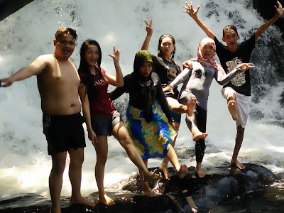 Photos of Riam Pangar