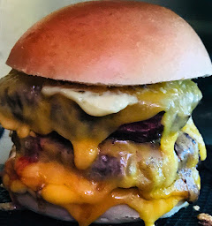 Photo n°4 de Le camion de saison. Burgers et pizzas Torreilles à Torreilles (Pizzas à emporter)