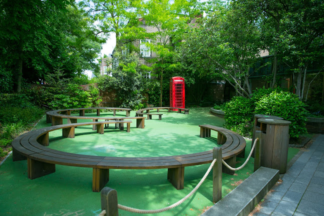 The American School in London - School