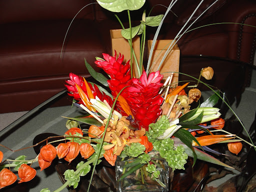 Avant-Garde William & Company Floral Design Studio - Thumbnail