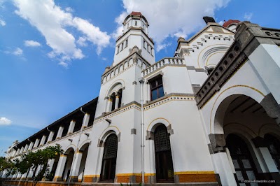 Photos of Thousand Doors