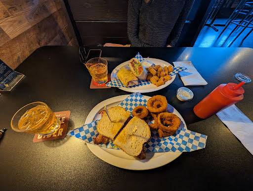 River Roadhouse - Visual