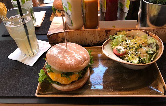 HANS IM GLÜCK - Burgergrill | Frankfurt BRAUBACHSTRASSE
