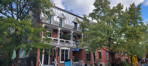 119-165 Rue Prince Arthur Ouest Parking - Thumbnail
