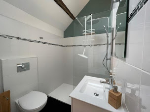 Photo n°3 de The White House à Châtillon-sur-Colmont (Chambre d'hôtes)