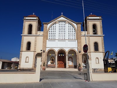 Photos of &Epsilon;&kappa;&kappa;&lambda;&eta;&sigma;ί&alpha; &Alpha;&pi;&omicron;&sigma;&tau;ό&lambda;&omega;&nu; &Pi;έ&tau;&rho;&omicron;&upsilon; &kappa;&alpha;&iota; &Pi;&alpha;ύ&lambda;&omicron;&upsilon;