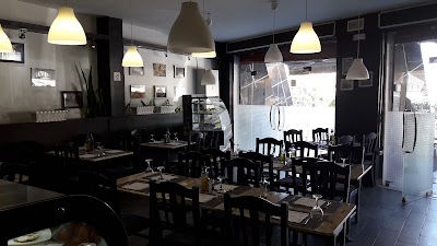 Photos of Emporio caf&eacute; restaurant