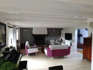 Photo n°16 de Courbes Et Couleurs à Treffléan (Peintre en bâtiment)