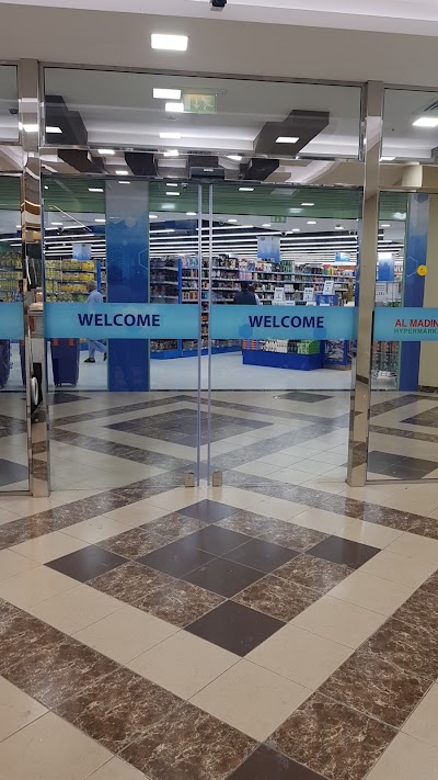 Photos of Shoppers Mall