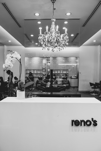 Reno's On St Quentin