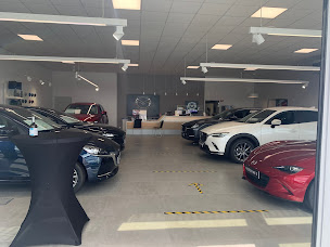 Photo n°8 de Mazda Buchelay - Technic Auto Services | Groupe Rabot à Buchelay (Vendeur de voitures d'occasion)