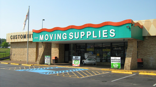 U-Haul Moving & Storage of Hillwood Plaza
