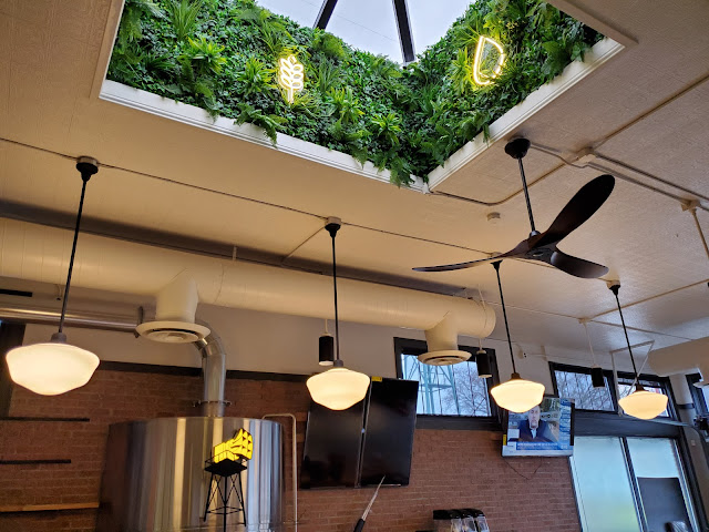 RidgeWood Bottle & Tap by null