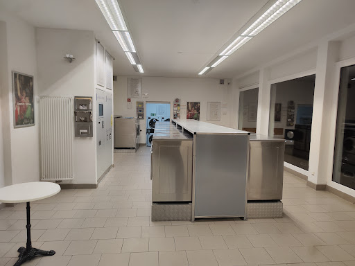 Laundry @ Barop - Thumbnail