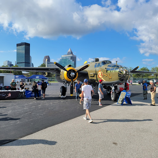 Signature Aviation BKL - Burke Lakefront Airport - Thumbnail
