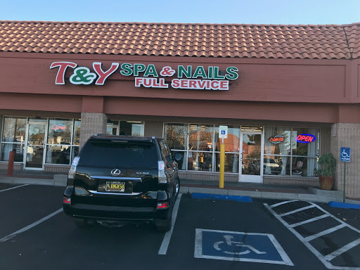 T & Y Nails & Spa - Thumbnail