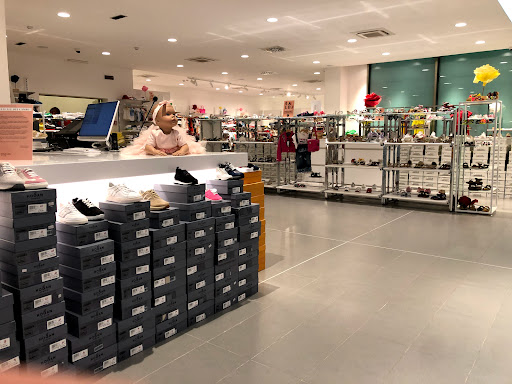 Evolution Outlet Lecce - Visual