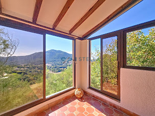 Photo n°49 de STELLA PATR'IMMO Agence Immobilière Ajaccio, Sarrola-Carcopino à Sarrola-Carcopino (Agence de location immobilière)