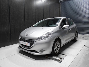 Photo n°30 de Shiftech Marseille Reprogrammation moteur à La Ciotat (Magasin de pièces pour voitures de course)