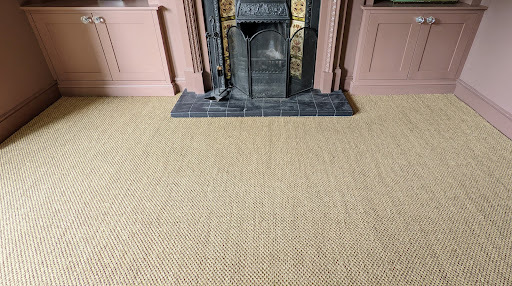 Chris Lee Carpets, Cottingham. Supply & Fitting Service. - Thumbnail