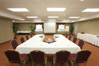 Photos of Pomeroy Inn & Suites Grimshaw
