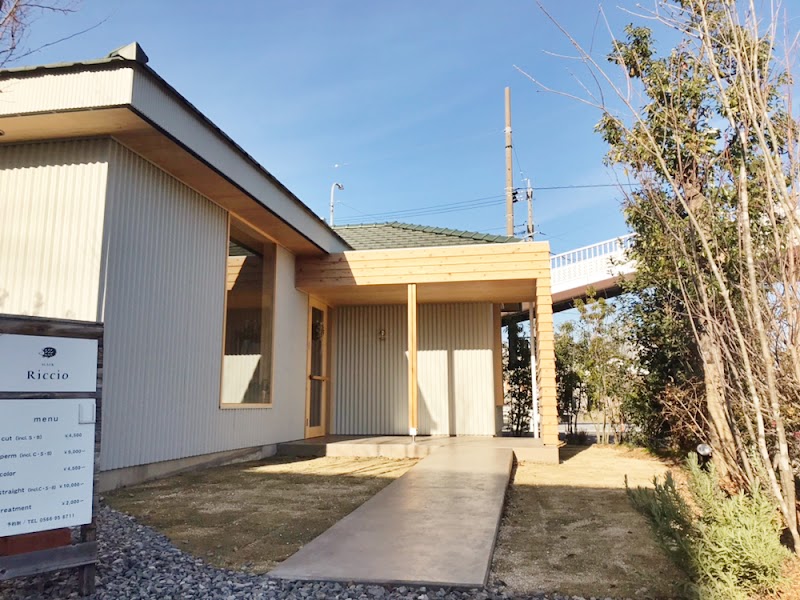 リッチオ 篠目店