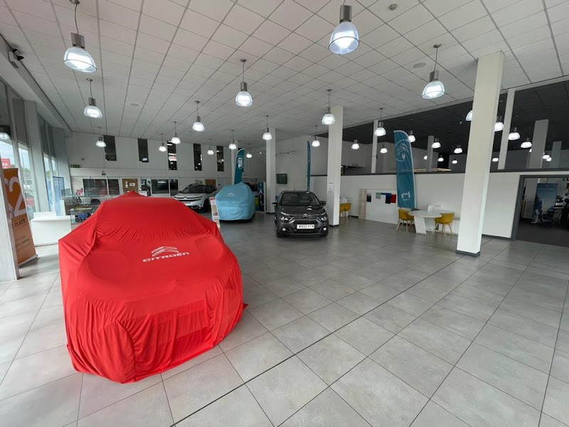 Perrys Milton Keynes Citroen photo 2