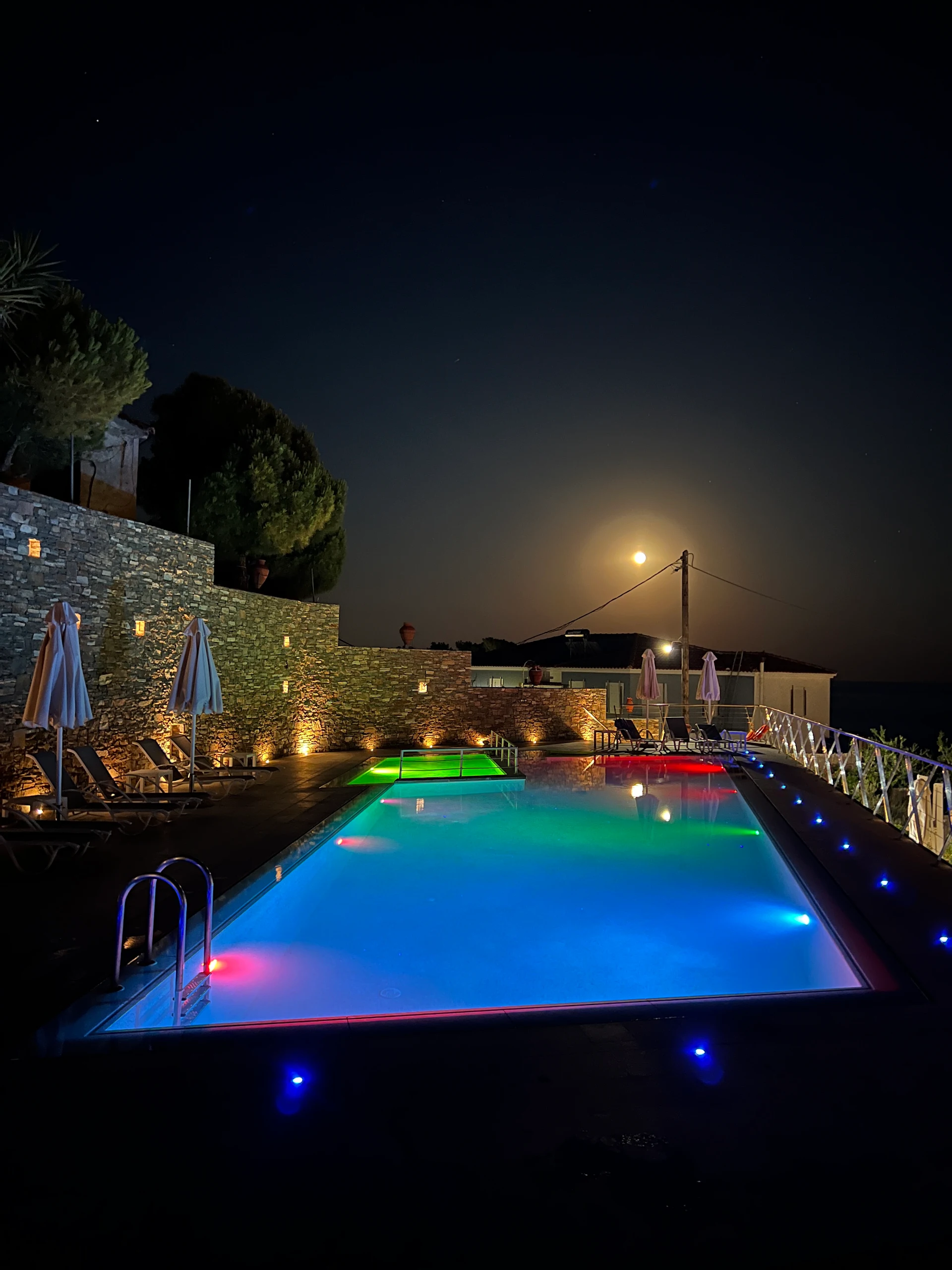 Maria Plomari Apartments
