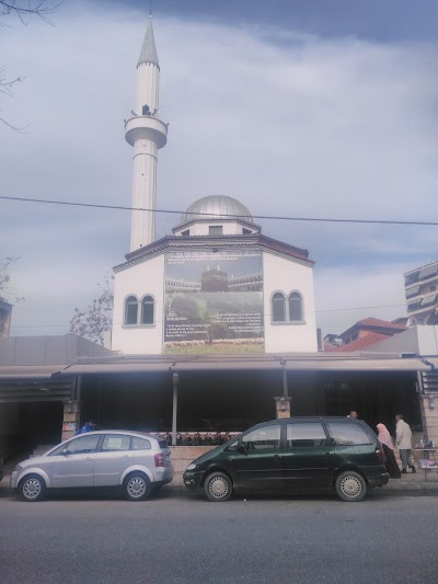 Photos of Xhamia Dine Hoxha