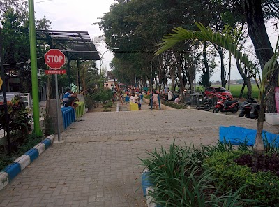 Photos of TAMAN KELUN