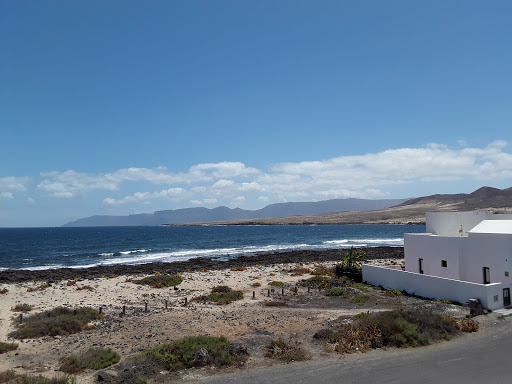 Apartments Holiday Rentals Caleta Caballo - Thumbnail