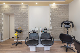 Photo n°8 de Luxury Salon à Angers (Salon de coiffure)