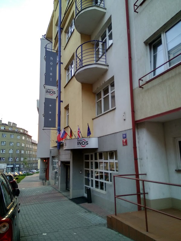Прага 4