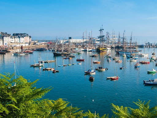 Photo de Camping Clicochic La Baie de Douarnenez à Poullan-sur-Mer (29100)