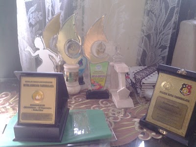 Photos of DEDE SJM