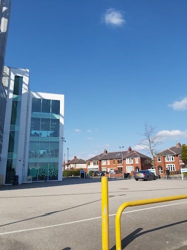 Opinii despre Minerva Health Centre în Preston - Doctor